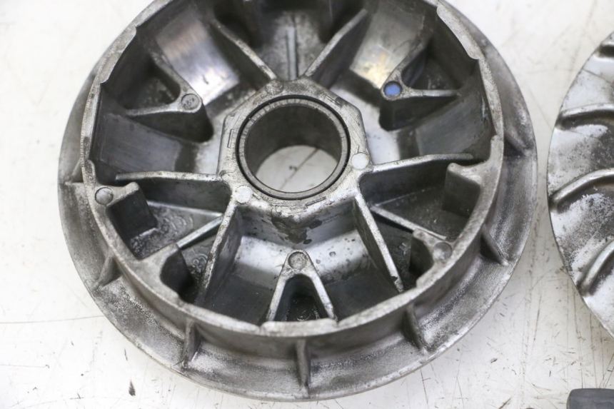 photo de VARIATORE SYM ORBIT III 3 4T 50 (2018 - 2021) - Dettagli dei punti di fissaggio