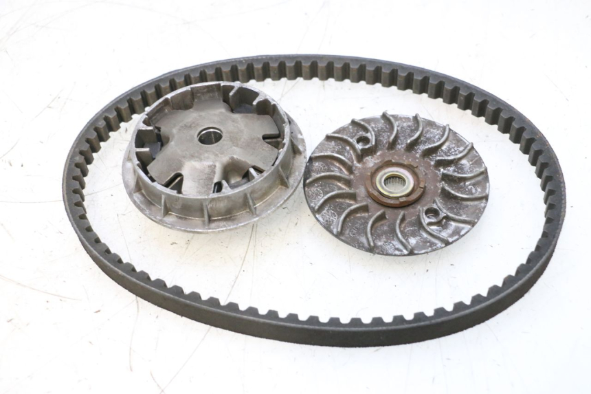 photo de VARIATORE SYM ORBIT III 3 4T 50 (2018 - 2021) - Zoom sullo stato d'uso