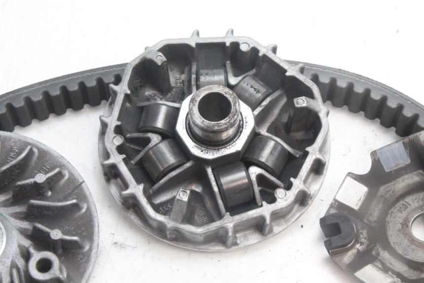 photo de VARIATORE HONDA PCX (JF28) 125 (2009 - 2011) - Zoom sullo stato d'uso
