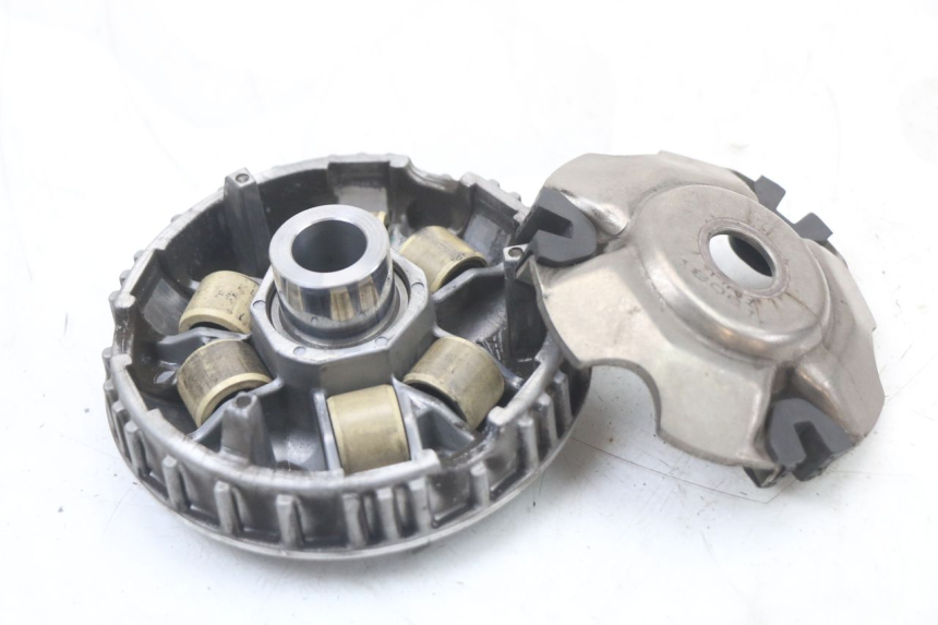 photo de VARIATORE PEUGEOT BELVILLE 125 (2017 - 2021) - Primo piano tecnico