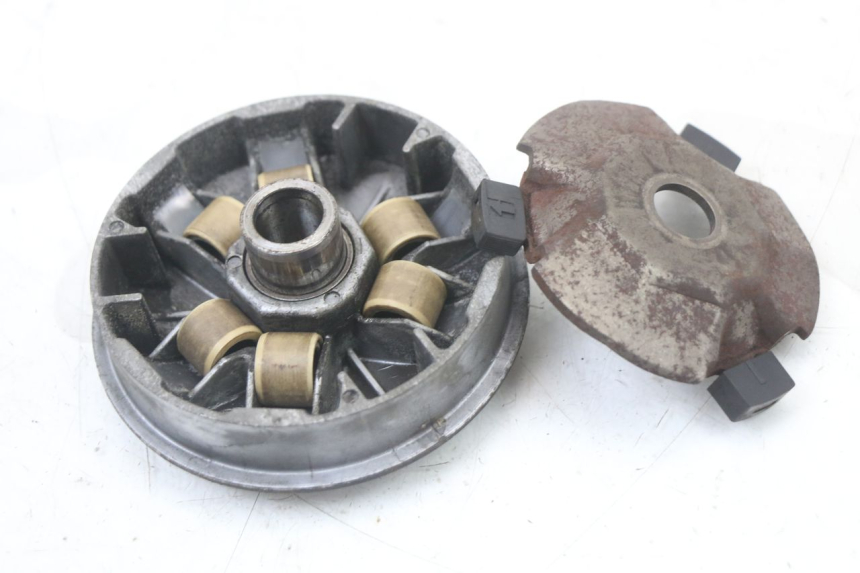 photo de VARIATORE PEUGEOT DJANGO 125 (2014 - 2017) - Zoom sullo stato d'uso