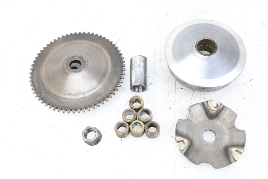 photo de VARIATORE PEUGEOT KISBEE 4T 50 (2010 - 2017) - Dettagli dei punti di fissaggio