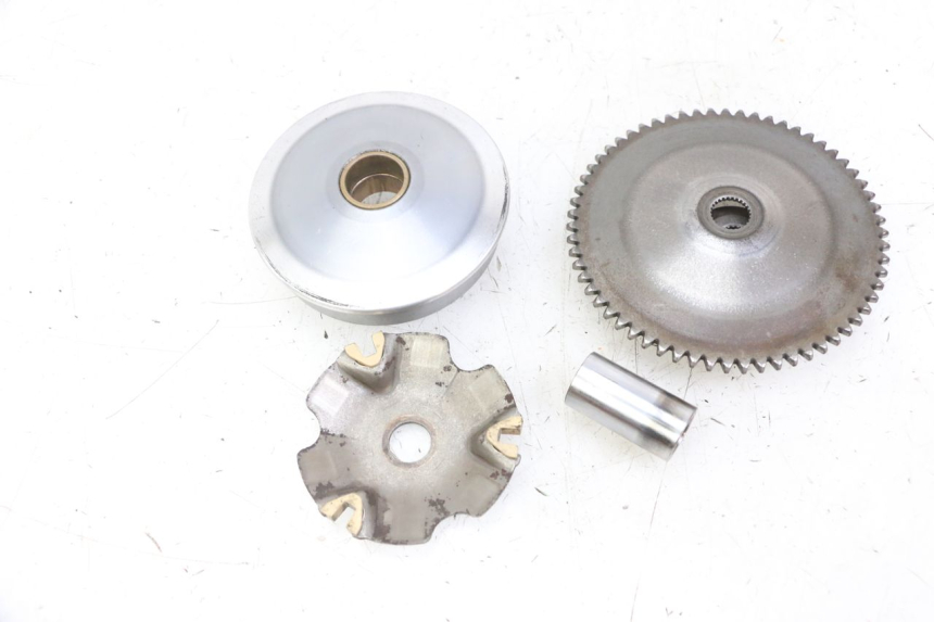 photo de VARIATORE PEUGEOT KISBEE 4T 50 (2010 - 2017) - Zoom sullo stato d'uso