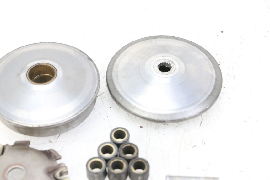 photo de VARIATORE PEUGEOT LUDIX 50 (2008 - 2017) - Dettagli dei punti di fissaggio