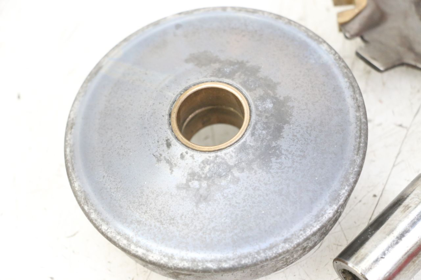 photo de VARIATORE PEUGEOT SPEEDFIGHT 3 LC 2T 50 (2009 - 2015) - Dettagli dei punti di fissaggio