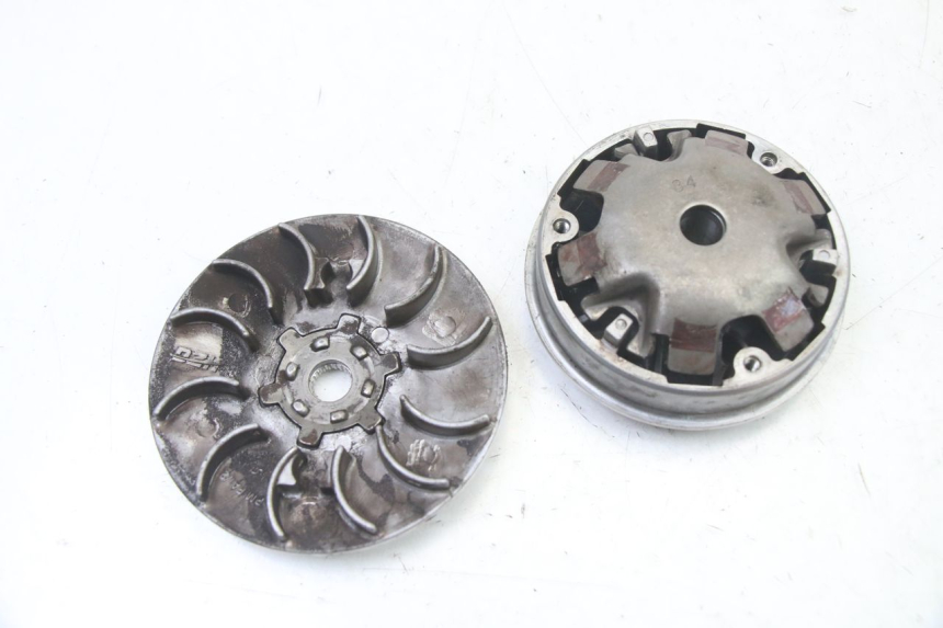 photo de VARIATORE PEUGEOT STREETZONE I 2T 50 (2018 - 2020) - Zoom sullo stato d'uso