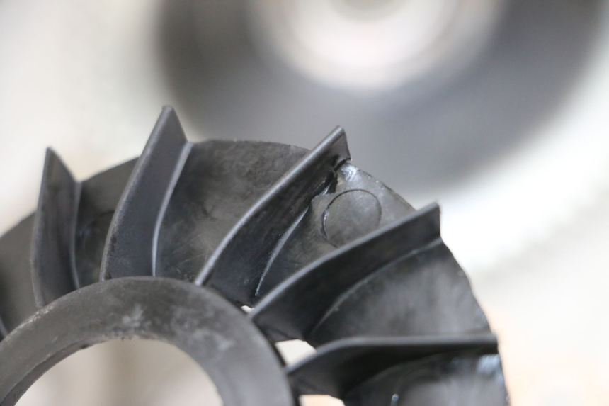 photo de VARIATORE PIAGGIO VESPA LX 2T 50 (2005 - 2013) - Primo piano tecnico