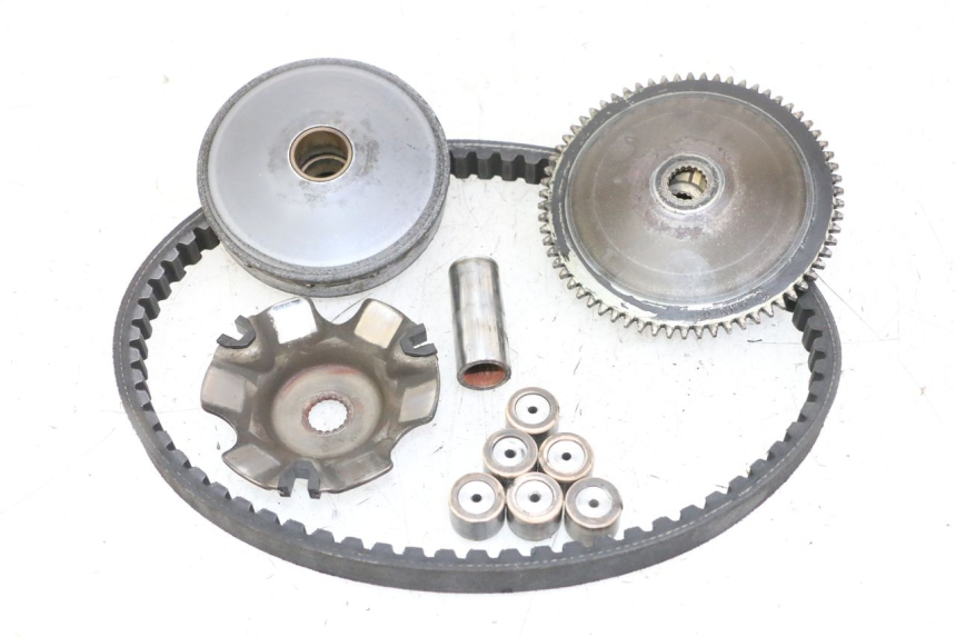 photo de VARIATORE PIAGGIO VESPA S 2T 50 (2007 - 2014) - Dettagli dei punti di fissaggio