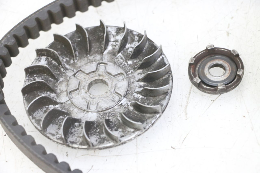 photo de VARIATORE APRILIA RALLY AC 50 (1995 - 2004) - Dettaglio del componente