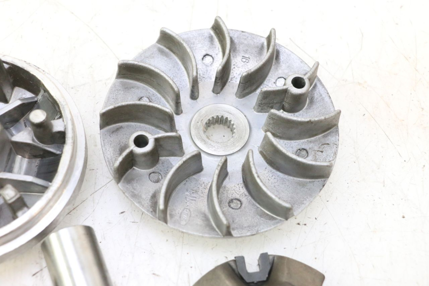 photo de VARIATORE YIYING RETRO 125 (2008 - 2018) - Altra vista dell'articolo
