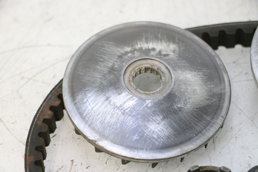 photo de VARIATORE TNT MOTOR ROMA 12' 2T 50 (2007 - 2018) - Dettagli dei punti di fissaggio