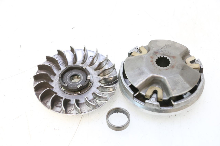 photo de VARIATORE KEEWAY RY6 2T 50 (2011 - 2019) - Dettaglio del componente
