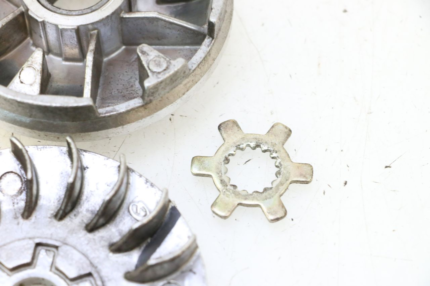 photo de VARIATORE KEEWAY RY6 2T 50 (2011 - 2019) - Altra vista dell'articolo