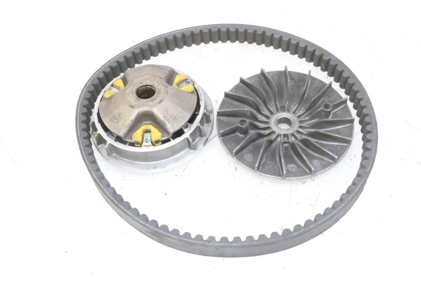 photo de VARIATORE PEUGEOT SATELIS 125 (2013 - 2018) - Zoom sullo stato d'uso