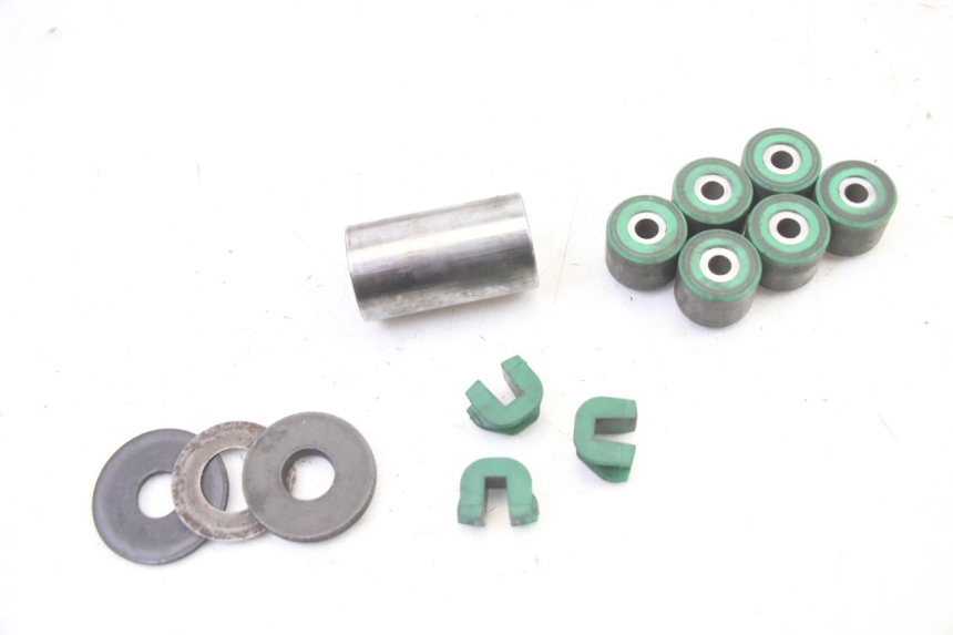 photo de VARIATORE PEUGEOT SATELIS 250 (2006 - 2012) - Stato della superficie e materiale