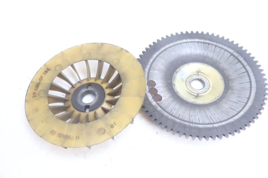 photo de VARIATORE PEUGEOT SATELIS 125 (2006 - 2009) - Primo piano tecnico