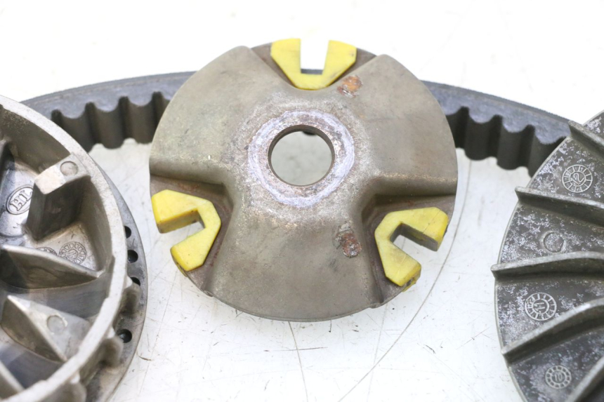photo de VARIATORE PEUGEOT SATELIS 125 (2013 - 2018) - Caratteristiche distintive