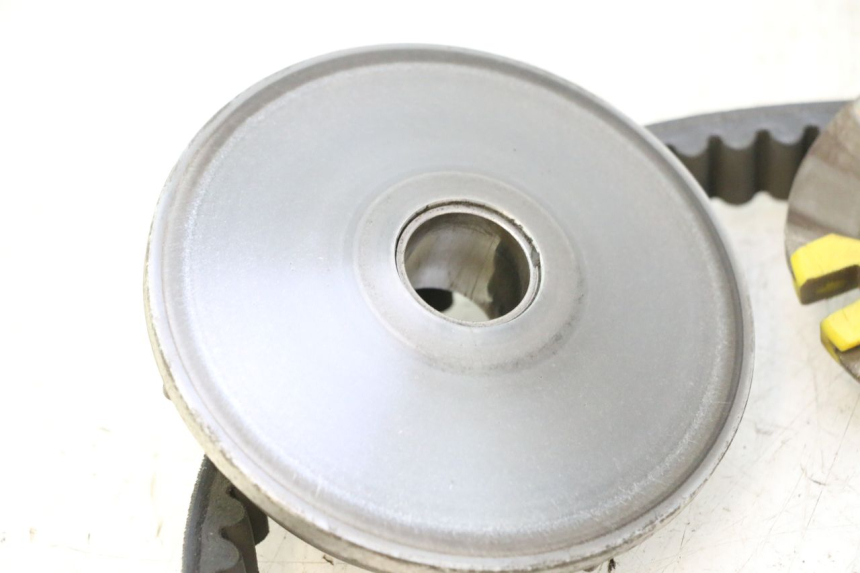 photo de VARIATORE PEUGEOT SATELIS 125 (2013 - 2018) - Dettagli dei punti di fissaggio