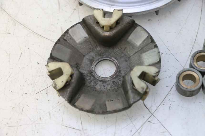 photo de VARIATORE PEUGEOT SATELIS 125 (2013 - 2018) - Primo piano tecnico
