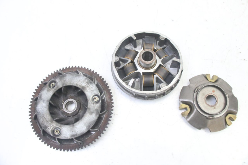 photo de VARIATORE APRILIA SCARABEO GT TOURING 125 (1999 - 2005) - Zoom sullo stato d'uso