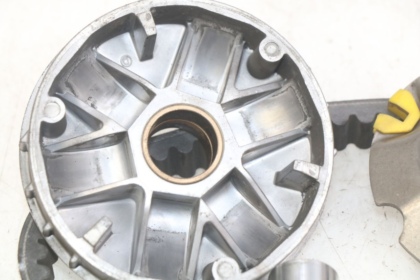 photo de VARIATORE APRILIA SCARABEO LIGHT 125 (2007 - 2011) - Altra vista dell'articolo