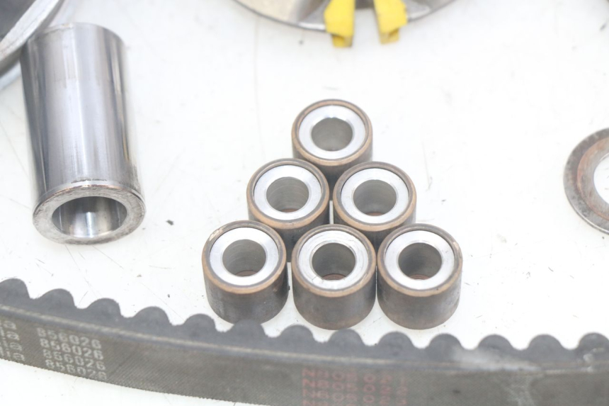 photo de VARIATORE APRILIA SCARABEO LIGHT 125 (2007 - 2011) - Stato della superficie e materiale