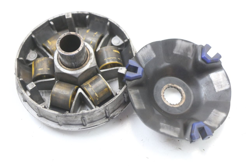 photo de VARIATORE APRILIA SR CARB LC 2T 50 (2004 - 2012) - Primo piano tecnico