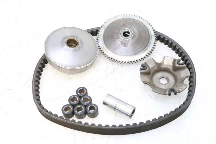 photo de VARIATORE APRILIA SR MOTARD 50 (2012 - 2018) - Dettagli dei punti di fissaggio