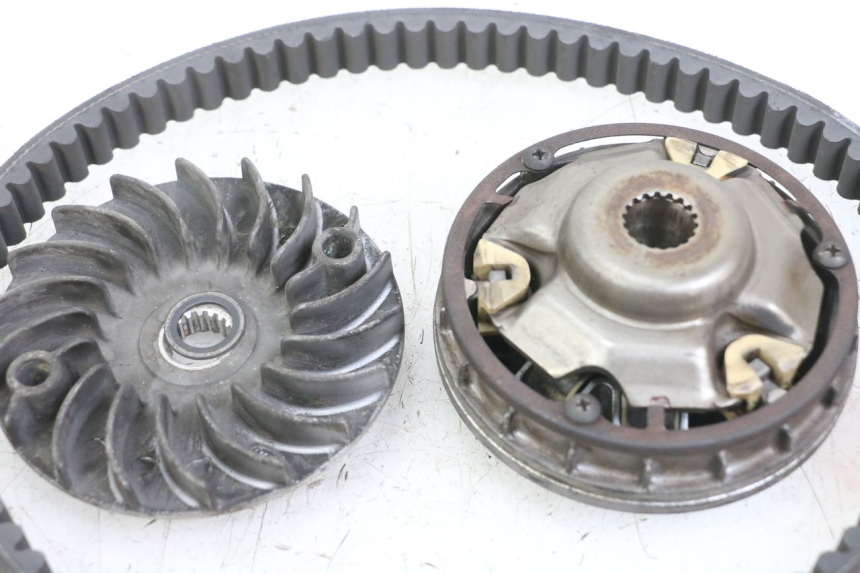 photo de VARIATORE SUZUKI BURGMAN 125 (2018 - 2021) - Zoom sullo stato d'uso