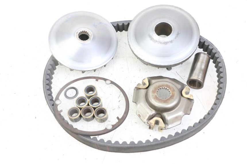 photo de VARIATORE SUZUKI BURGMAN 125 (2018 - 2021) - Dettagli dei punti di fissaggio