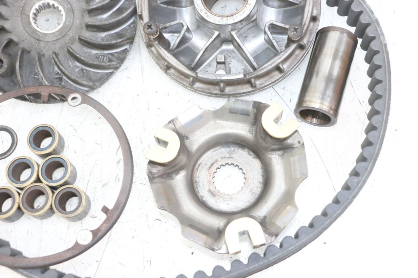 photo de VARIATORE SUZUKI BURGMAN 125 (2018 - 2021) - Stato della superficie e materiale