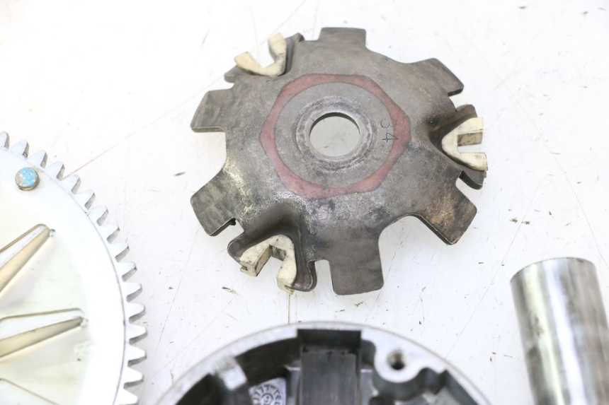 photo de VARIATORE PEUGEOT TREKKER TKR 50 (2005 - 2014) - Altra vista dell'articolo