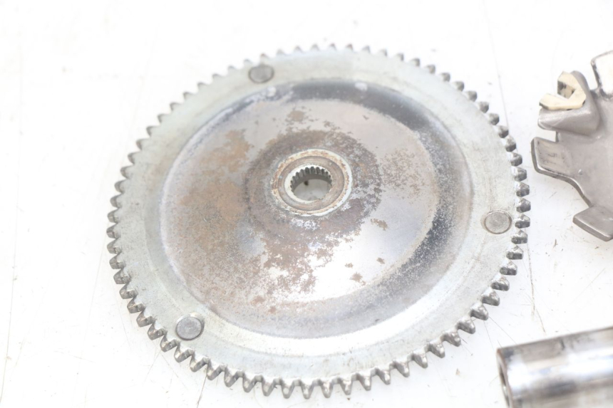 photo de VARIATORE PEUGEOT TREKKER 50 (1998 - 2004) - Primo piano tecnico