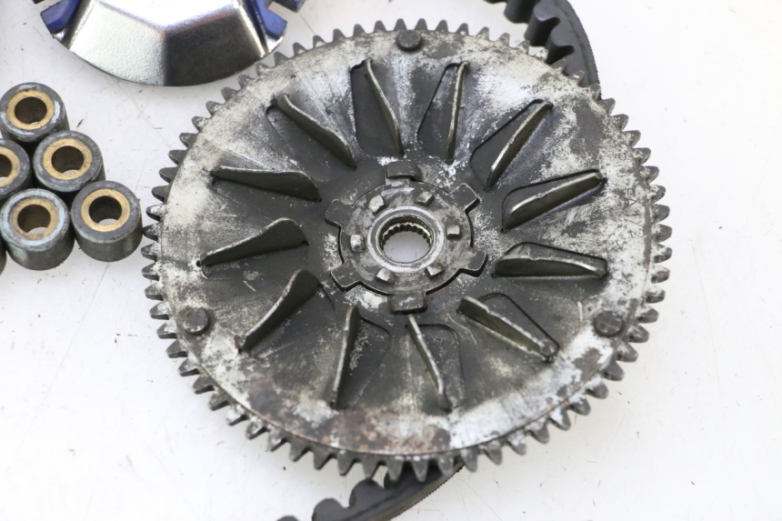 photo de VARIATORE PEUGEOT TREKKER 50 (1995 - 2004) - Stato della superficie e materiale