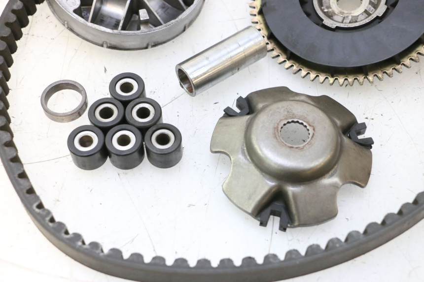 photo de VARIATORE PIAGGIO TYPHOON 50 (2000 - 2009) - Zoom sui componenti