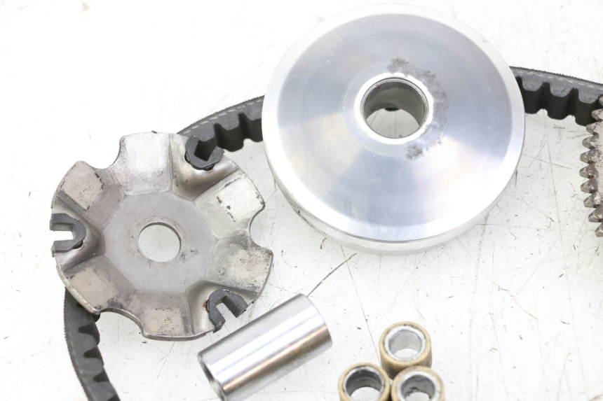 photo de VARIATORE UNIVERSAL BIKE ZN50QT-11B 50 (2018 - 2021) - Vista d'insieme del prodotto