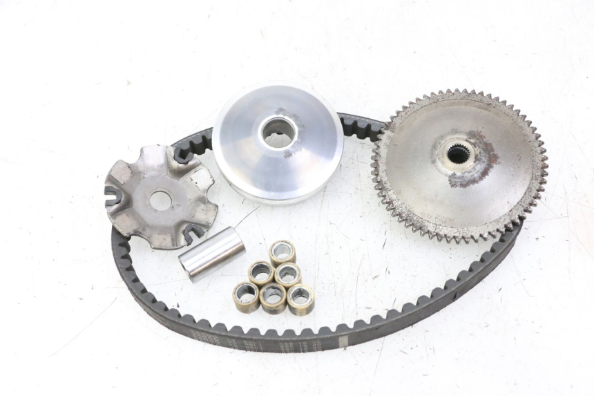 photo de VARIATORE UNIVERSAL BIKE ZN50QT-11B 50 (2018 - 2021) - Stato della superficie e materiale