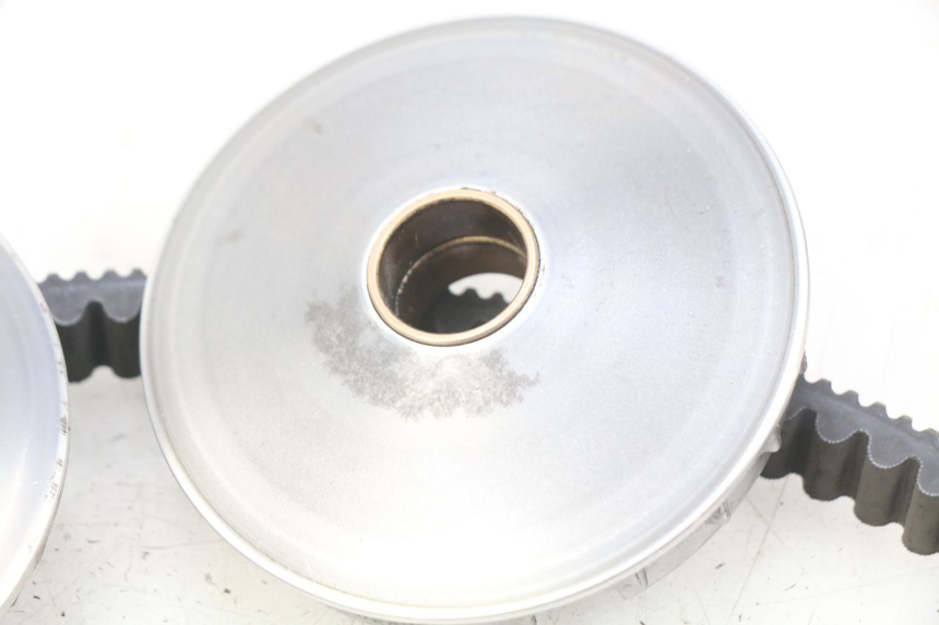 photo de VARIATORE PIAGGIO VESPA GTS IGET ABS 125 (2017 - 2023) - Vista d'insieme del prodotto