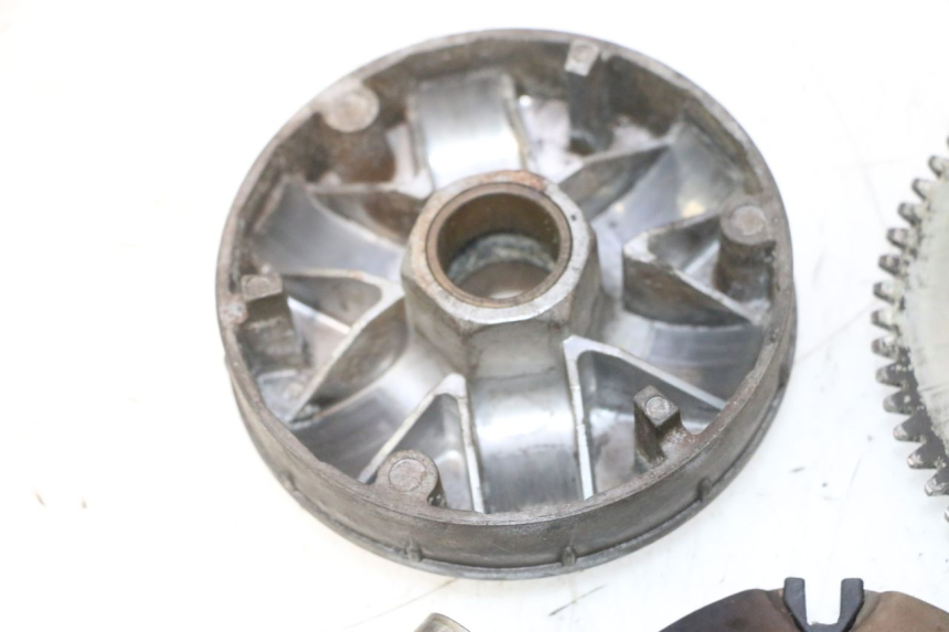 photo de VARIATORE PIAGGIO VESPA LX 2T 50 (2005 - 2013) - Primo piano ad alta risoluzione