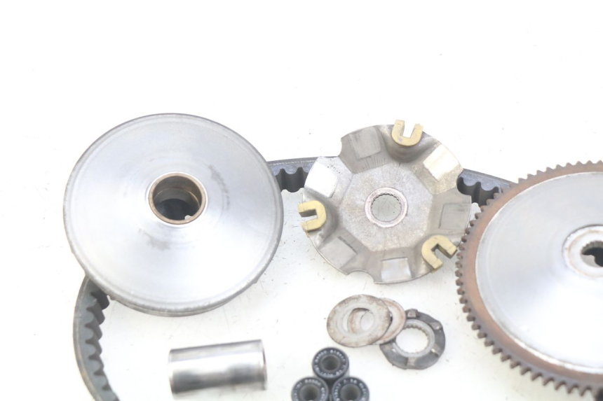 photo de VARIATORE PIAGGIO VESPA LXV 125 (2006 - 2009) - Altra angolazione