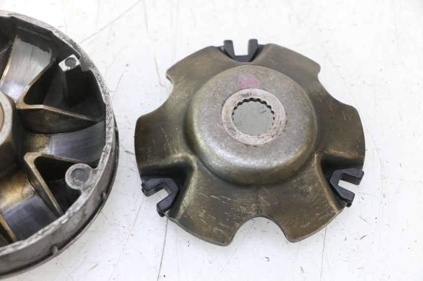 photo de VARIATORE PIAGGIO VESPA PRIMAVERA 2T 50 (2013 - 2018) - Primo piano tecnico
