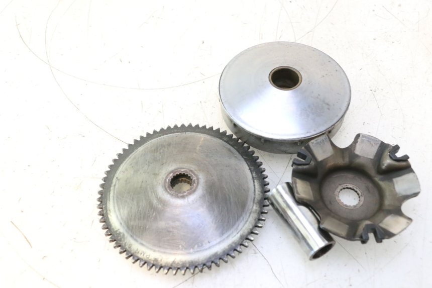 photo de VARIATORE PIAGGIO VESPA PRIMAVERA 2T 50 (2013 - 2018) - Stato della superficie e materiale