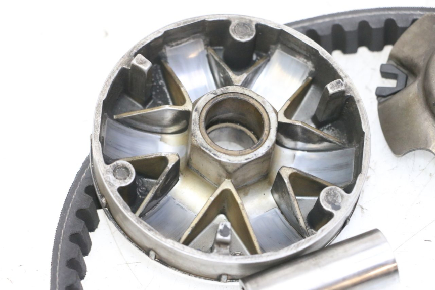 photo de VARIATORE PIAGGIO VESPA S 2T 50 (2007 - 2014) - Caratteristiche distintive