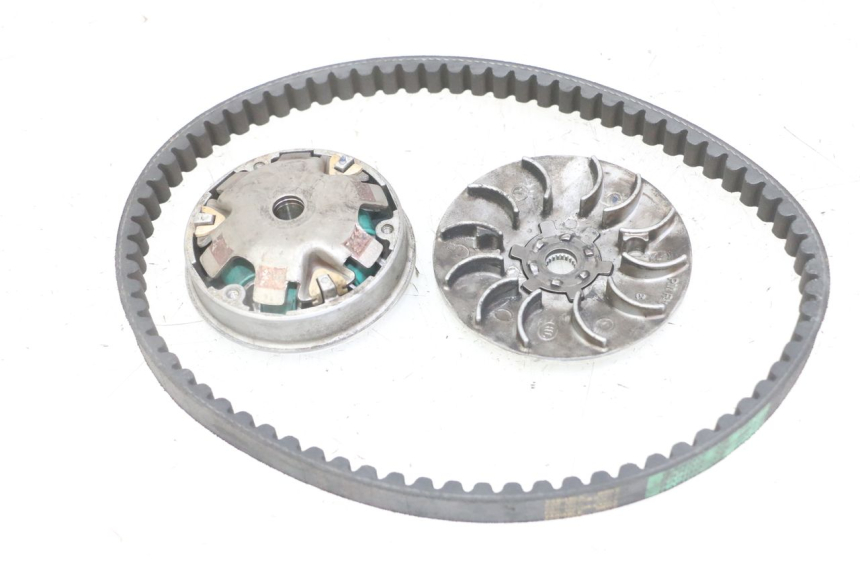 photo de VARIATORE PEUGEOT VIVACITY NEW 2T 50 (2008 - 2017) - Zoom sullo stato d'uso