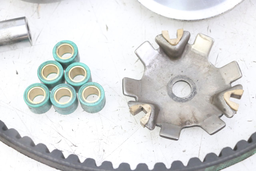 photo de VARIATORE PEUGEOT VIVACITY NEW 2T 50 (2008 - 2017) - Altra angolazione