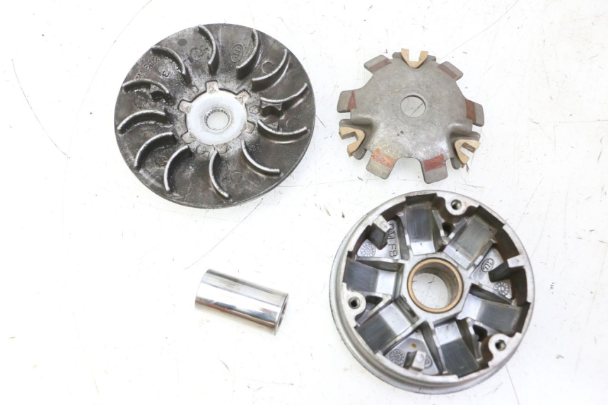 photo de VARIATORE PEUGEOT VIVACITY NEW 2T 50 (2008 - 2017) - Vista principale