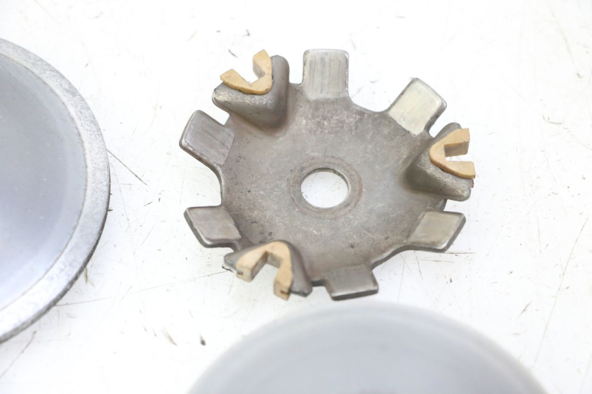 photo de VARIATORE PEUGEOT VIVACITY NEW 2T 50 (2008 - 2017) - Altra angolazione