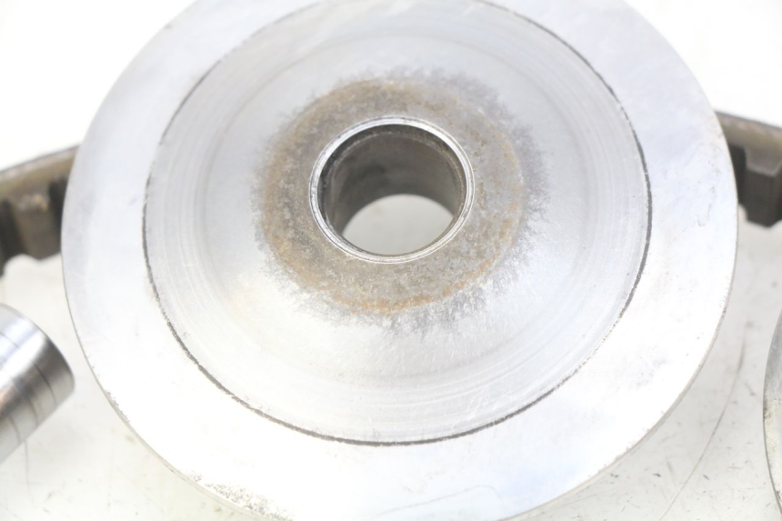 photo de VARIATORE PEUGEOT VIVACITY NEW 4T 50 (2008 - 2017) - Primo piano tecnico