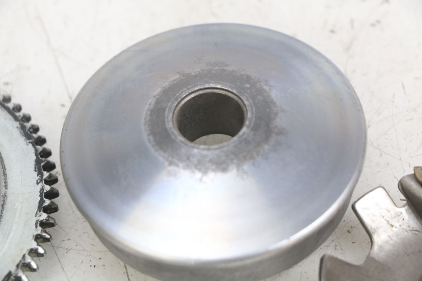 photo de VARIATORE PEUGEOT VIVACITY 50 (2004 - 2009) - Stato della superficie e materiale