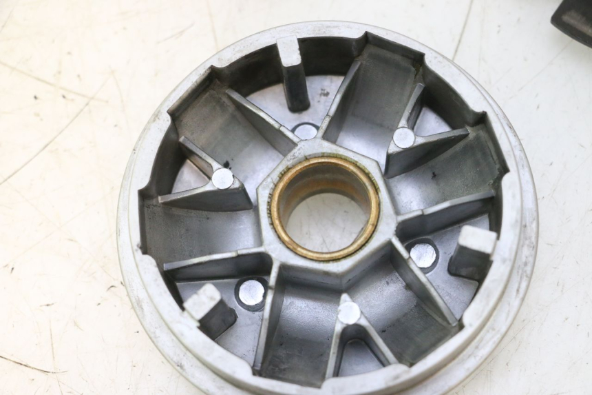 photo de VARIATORE PEUGEOT VIVACITY 50 (1998 - 2003) - Zoom sullo stato d'uso